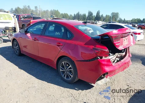 2023 Kia Forte Lxs z USA, uszkodzony, nr VIN 3KPF24AD5PE665751